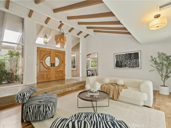 3160 Sepulveda Blvd, Sherman Oaks, CA 91403