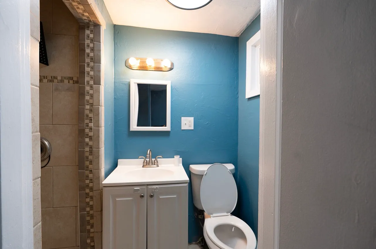 2 bed, 795 sqft, $1,800 — Photo 2