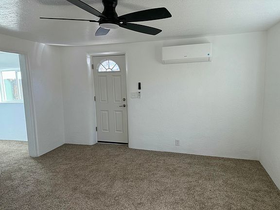 4th image of 300 Smith Ave SE