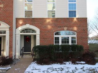 7332 Brunson Cir, Gainesville, VA 20155