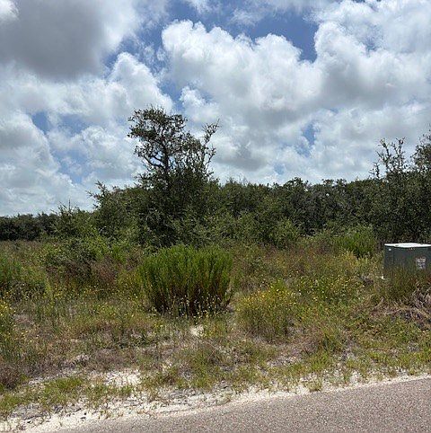 2nd image of 126 Crossing Ln