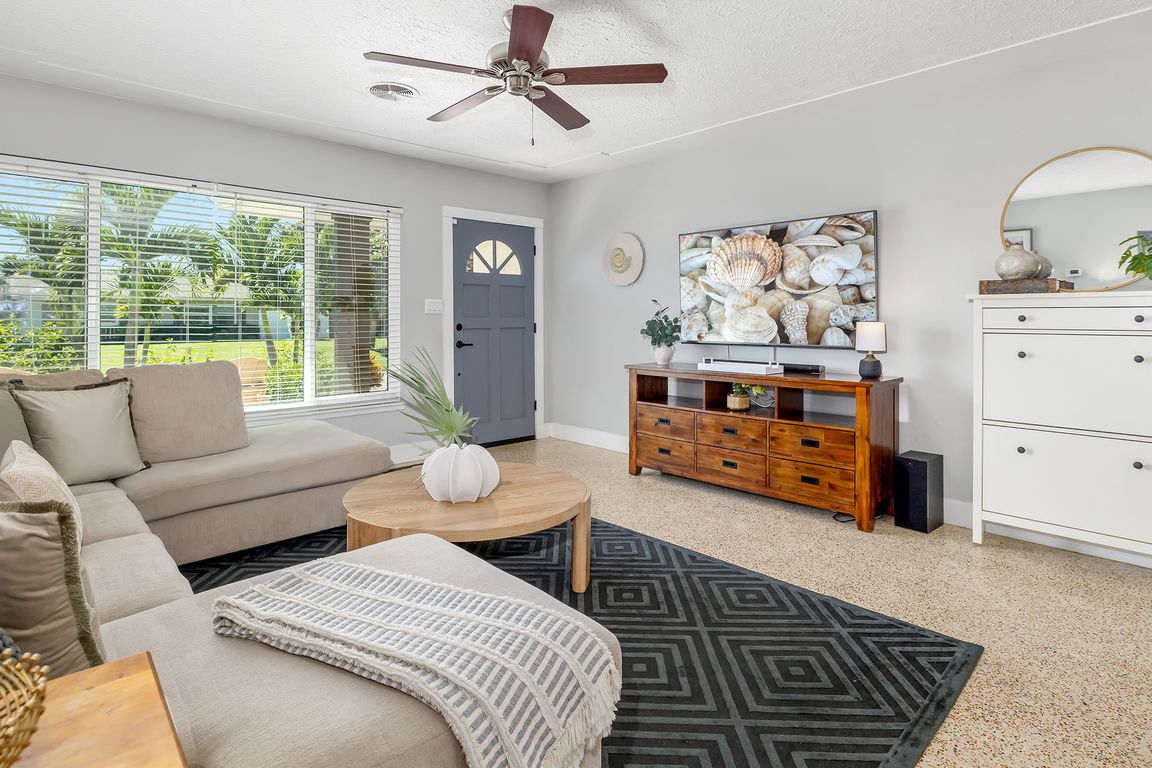 next background image