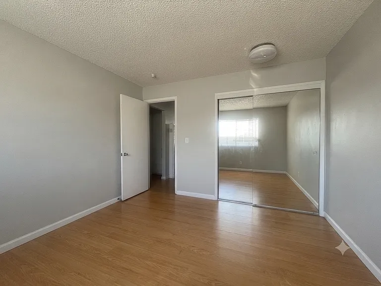 3685 Cape Cod Ct #4 — Photo 5