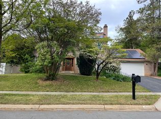 1736 Crestview Dr, Rockville, MD 20854