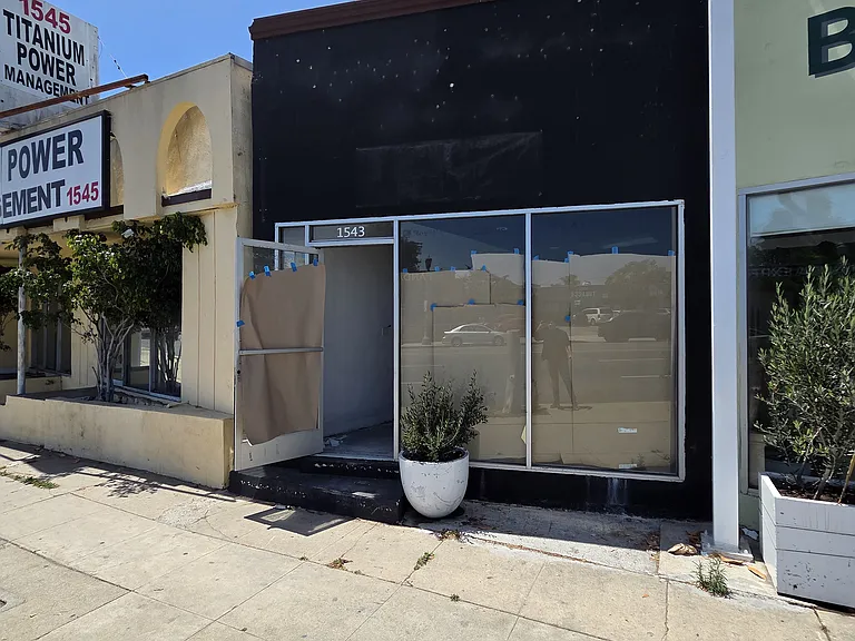 1543 S La Cienega Blvd — Photo 6