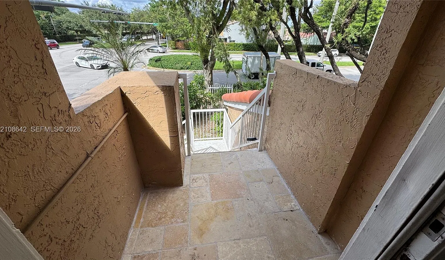 Biscayne Beach Club Condo — Photo 2