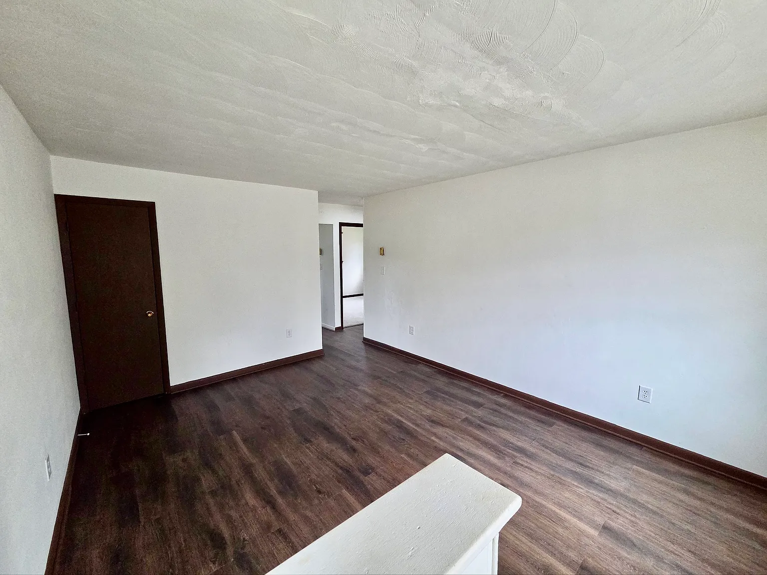 2 bed, $1,200 — Photo 2