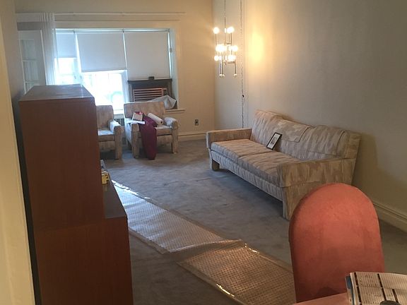 2nd image of 1568 Marine Pkwy #House