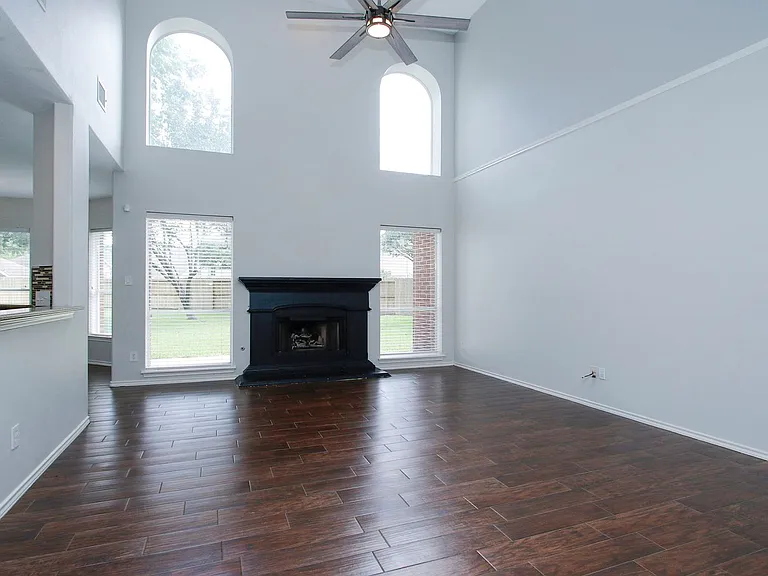 10314 Cliff Haven Ct — Photo 8