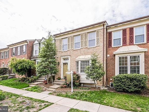 2nd image of 6118 Talavera Ct