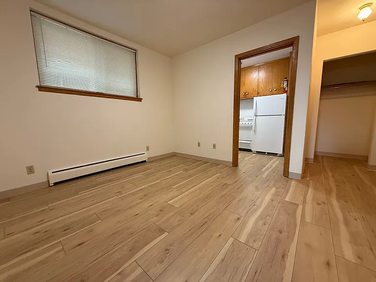 643 Cleveland Ave S — Photo 3