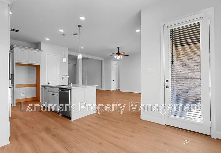 1824 Buckeye Ln — Photo 41