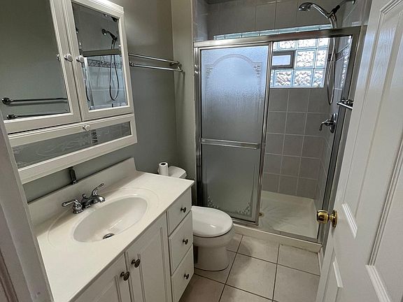 3rd image of 5337 W Carmen Ave #2