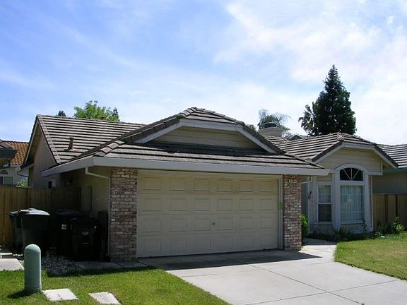 3rd image of 3244 Pepperridge Dr