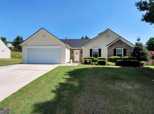 1176 Liriope Ln, Lawrenceville, GA 30045