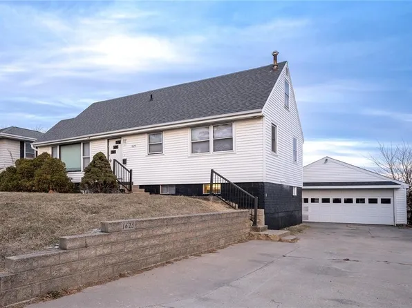 1625 11th St NW, Cedar Rapids, IA 52405