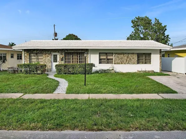 1161 NE 201st Ter, Miami, FL 33179