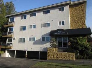 2600 41st Ave SW APT 303, Seattle, WA 98116
