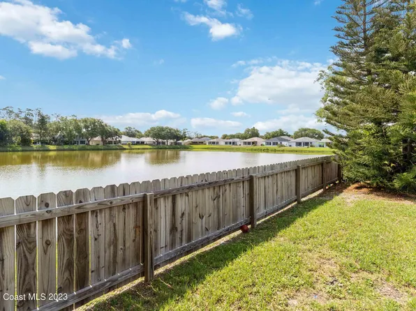 1531 Vista Lake Cir, Melbourne, FL 32904