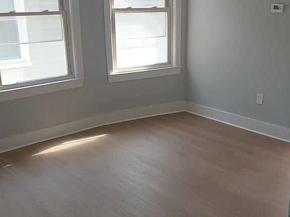 5th image of 88 6th St #2