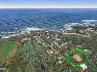 327 Lemwick Ln, Yachats, OR