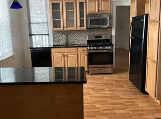 700 W Philadelphia St #1, York, PA 17401