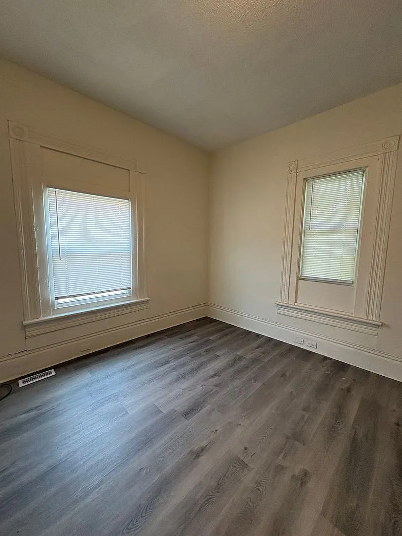 2 bedroom 1 Bath House — Photo 3