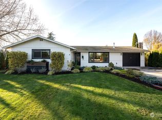516 E Wiser Lake Rd, Lynden, WA 98264