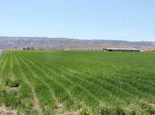 1283 M Rd, Loma, CO 81524