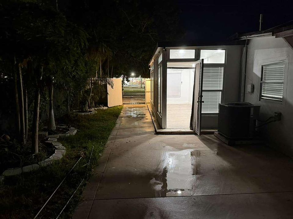 2nd image of 29350 SW 152nd Ave #2