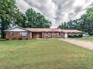 55 Red Rose Cir, Doniphan, MO 63935