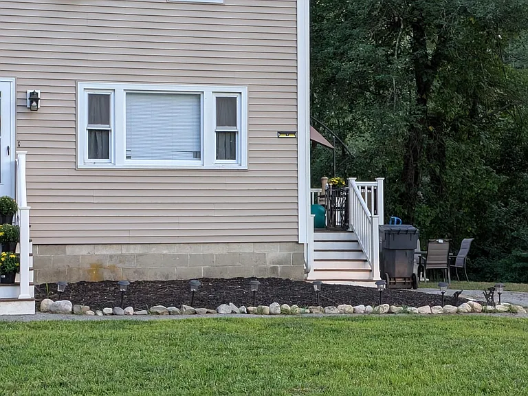 4 Lorraine Ave — Photo 23