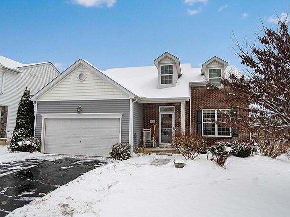 3rd image of 8828 Olenbrook Dr