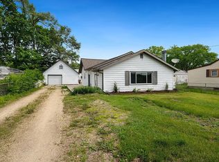 614 Kennon Rd, Rockford, IL 61109