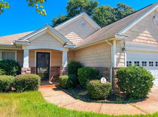 329 Stonewood Crossing Dr, Boiling Springs, SC 29316