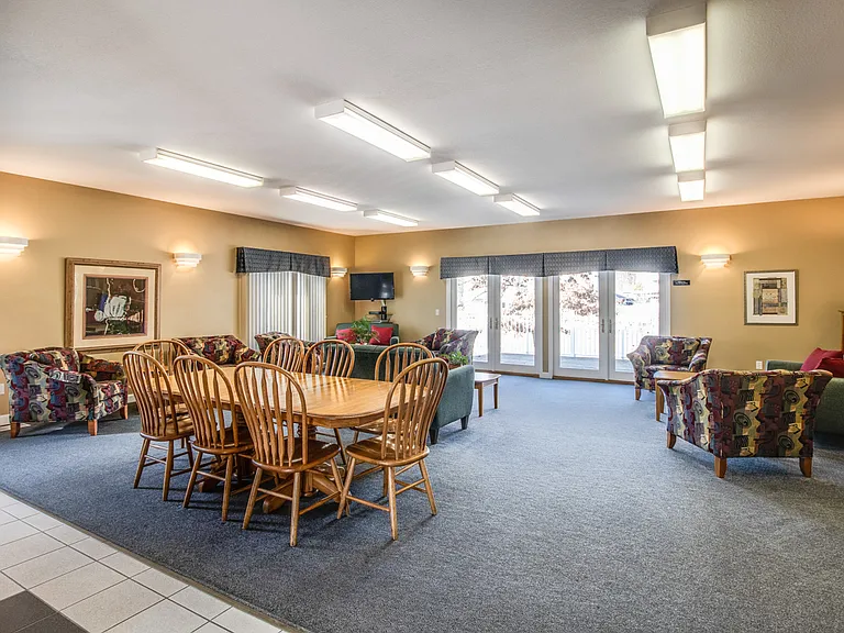 Eagles Ridge — Photo 10