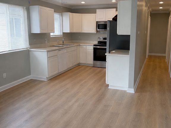 2nd image of 17551 E Ten Mile Rd