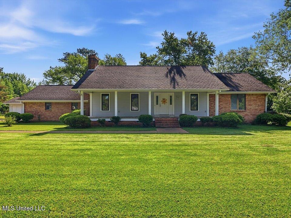1st image of 223 Hickory Ridge Rd
