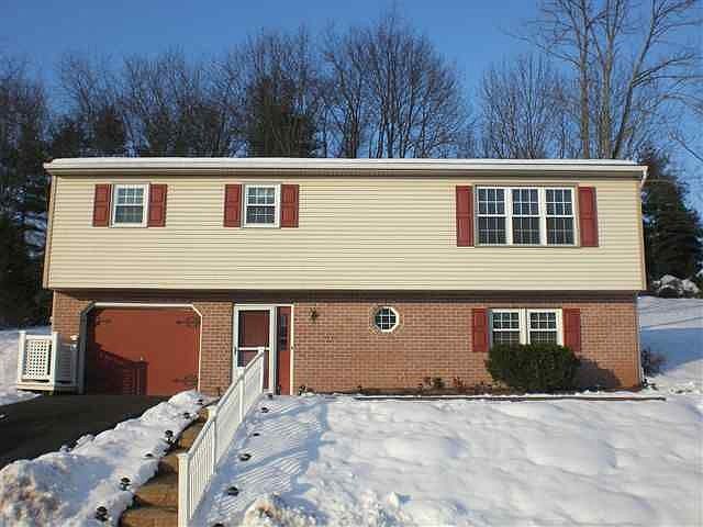 Home for Sale in Etters, PA $179,900