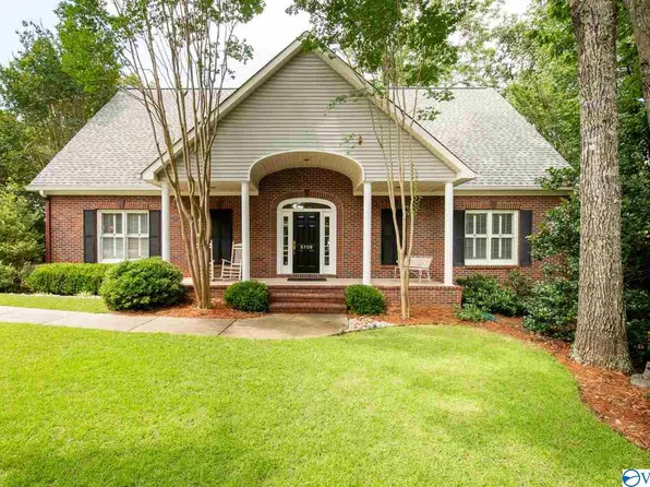 5708 Jones Valley Dr SE, Huntsville, AL 35802