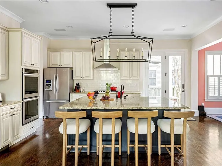 582 Charleston Ave SE — Photo 88