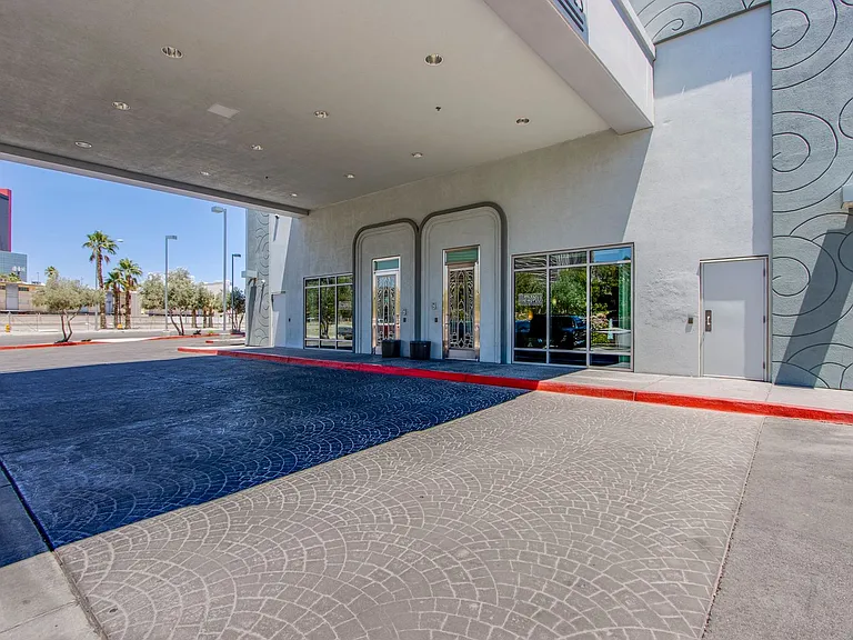 360 E Desert Inn Rd #1008 — Photo 66