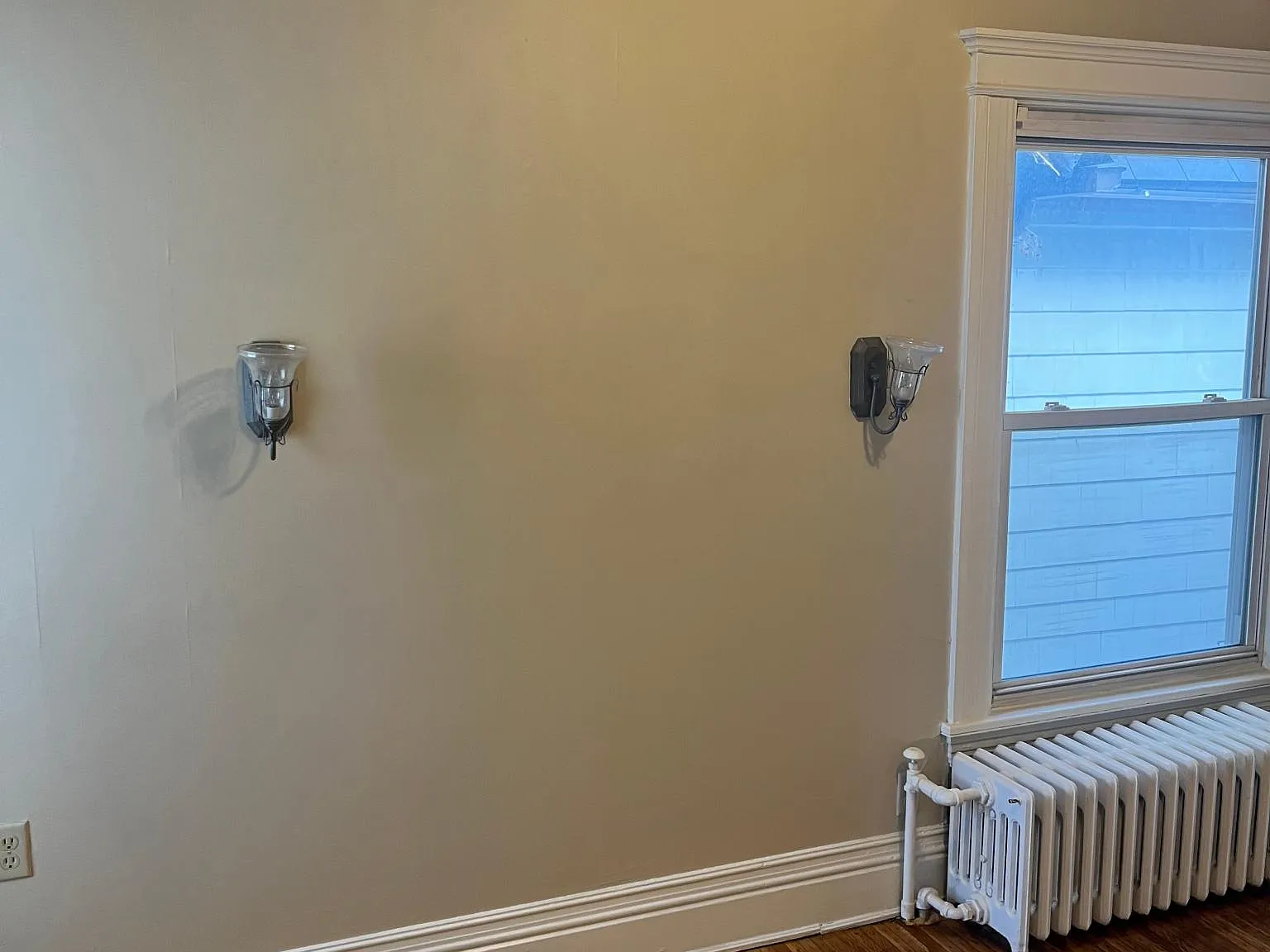 2 bed, $1,400 — Photo 4
