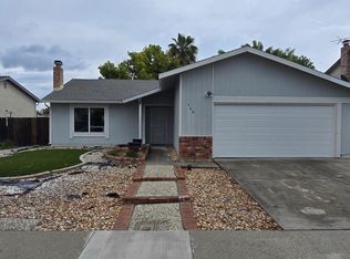 348 Woodhaven Dr, Vacaville, CA