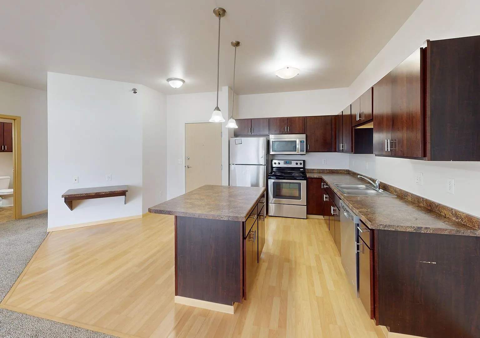 Cascades Apartments — Photo 3