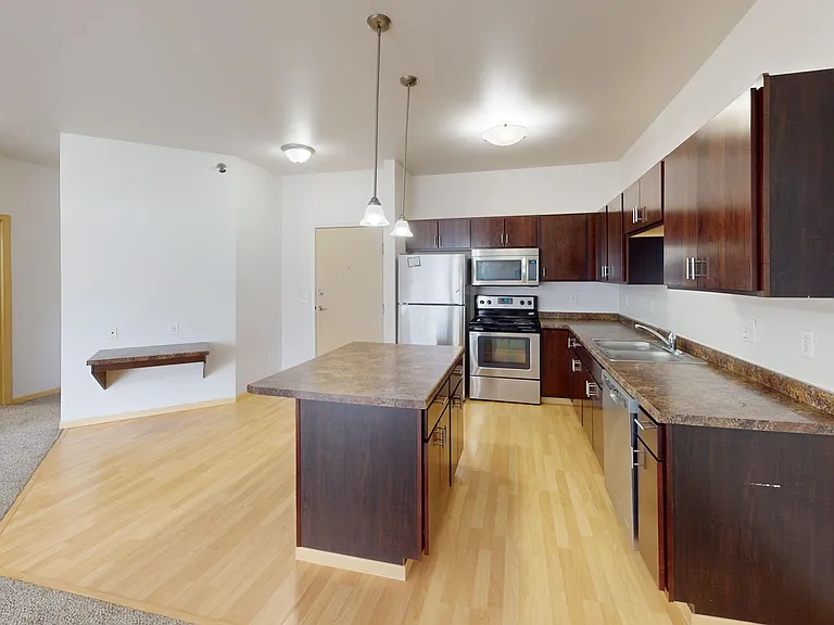 Cascades Apartments — Photo 13