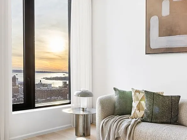 30 Front St #28C, Brooklyn, NY 11201