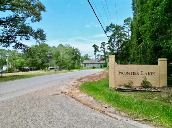 14881 Travis Lane, Willis, TX 77378