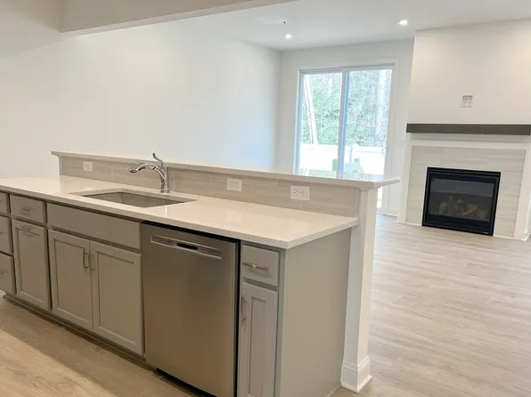 12 Landon Ln #12, Ballston Spa, NY 12020