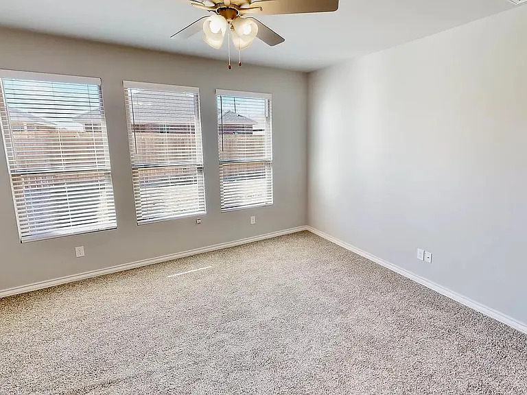 5803 Waverly Ave — Photo 16